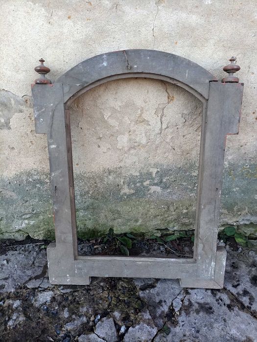 Рама від старовинного дзеркала