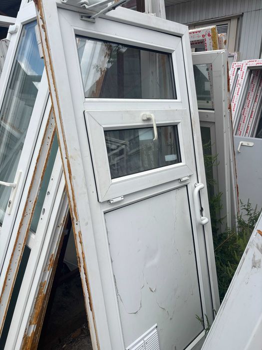 200\900 входная группа Дверь  металлопластиковая с окном откиднім