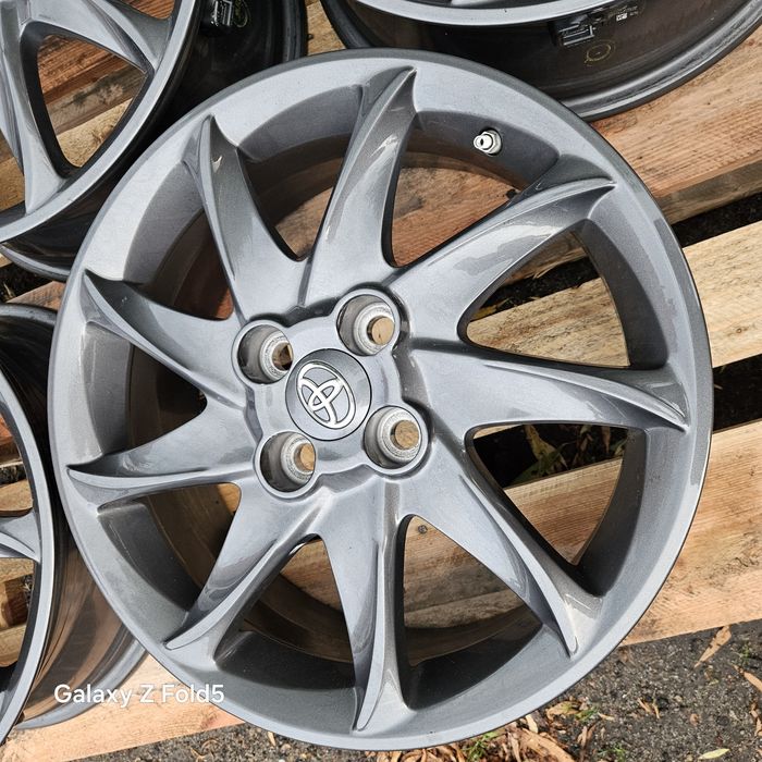 Alufelgi 16 Toyota Yaris III Yaris II Corolla IQ 4x100 ET51 TPMS