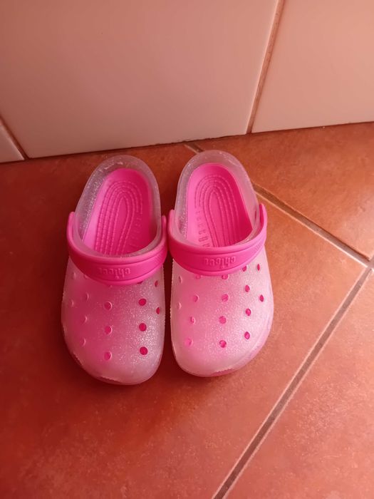 Sandálias, crocs Chicco 26 bom estado