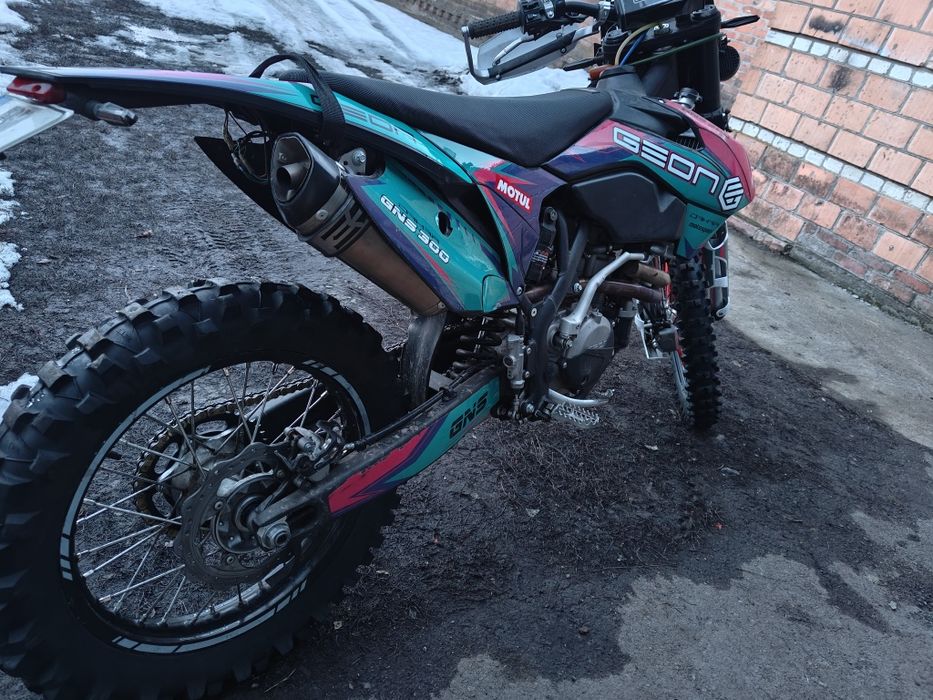 Продам мотоцикл Geon Dakar GNS 300R