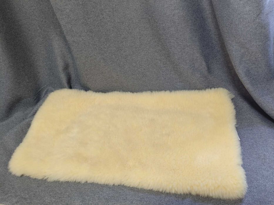 Kaiser овеча шкура натуральна наволочка чохол подушки чи килимок 80х40