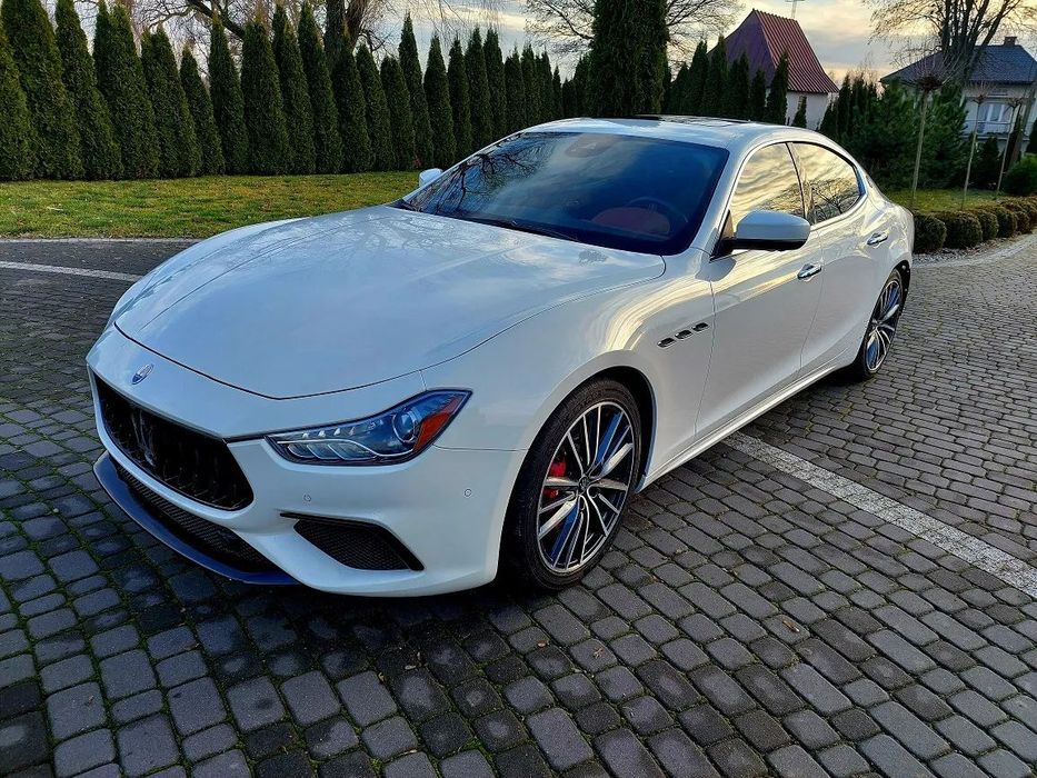 Maserati Ghibli S 3.0 Benzyna Kamery 360 Dociągi Zamków Ostatni LIFT !