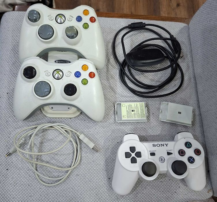 Zestaw Xbox 360 + Adapter PC + Stacja Dokująca + Pad PS3 | Akcesoria