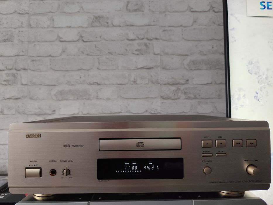 Odtwarzacz CD DENON DCD 1450 AR Złoty. Bardzo dobry stan ( czytaj opis)