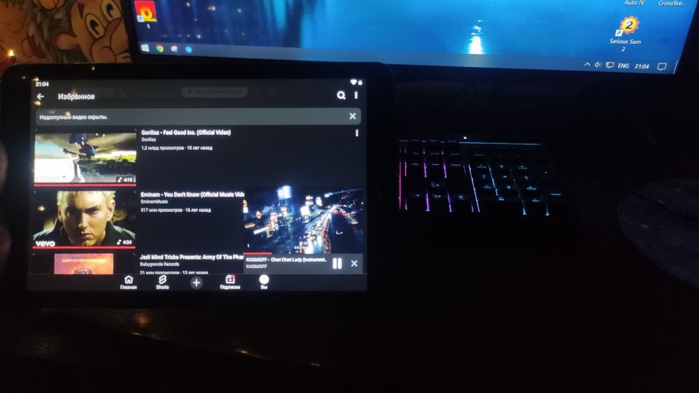 планшет Samsung sm-t561