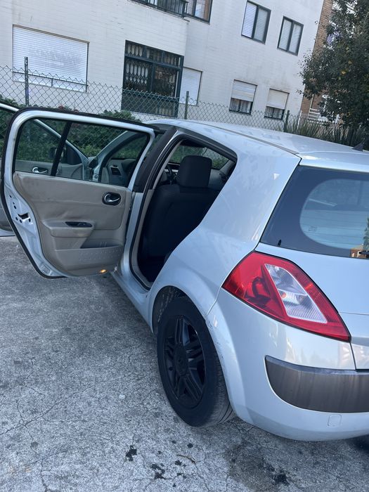 Renoult megane 1.5 dci — photo 5