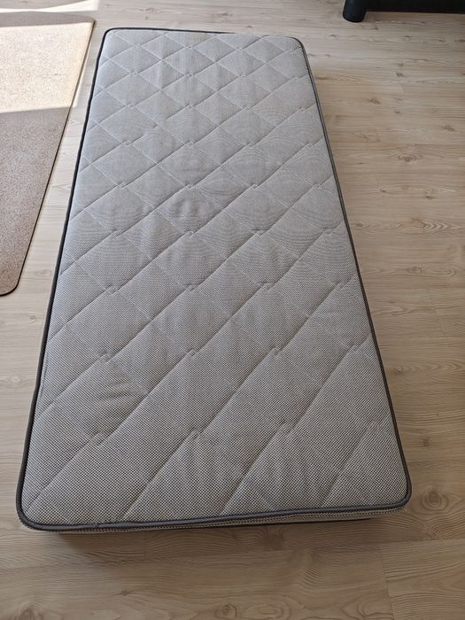 Materac sprężynowy 90*200*18