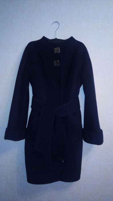 Пальто демісезонне