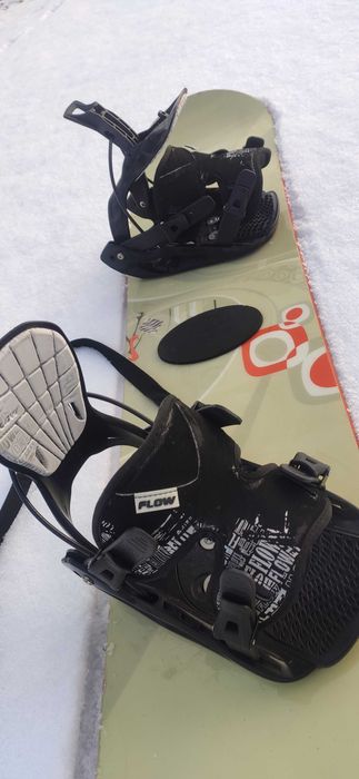 Deska Snowboardowa Salomon 149 cm z wiązaniami.