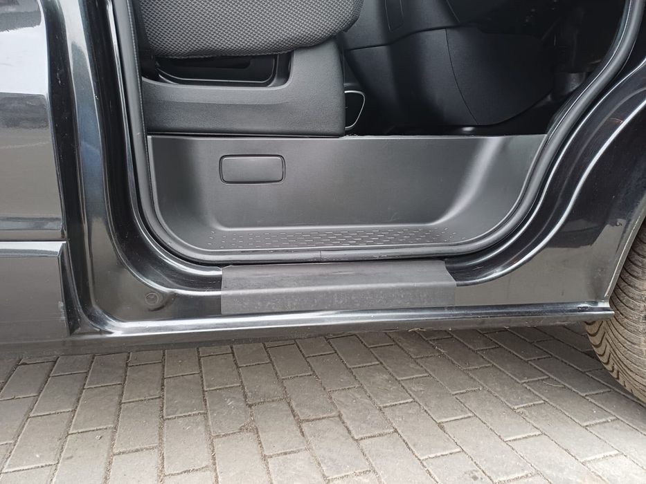 Продаю машину перший власник в Україні