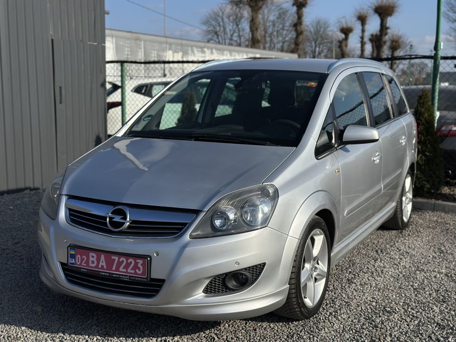Продам Opel Zafira B 2008
