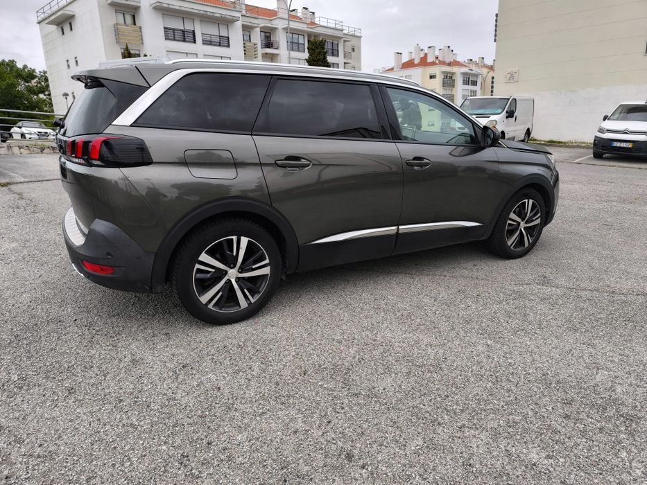 Peugeot 5008 Allure 1.5 HDI Automático