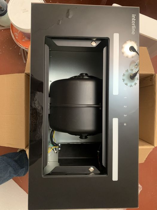 Вытяжка встраимаевая.