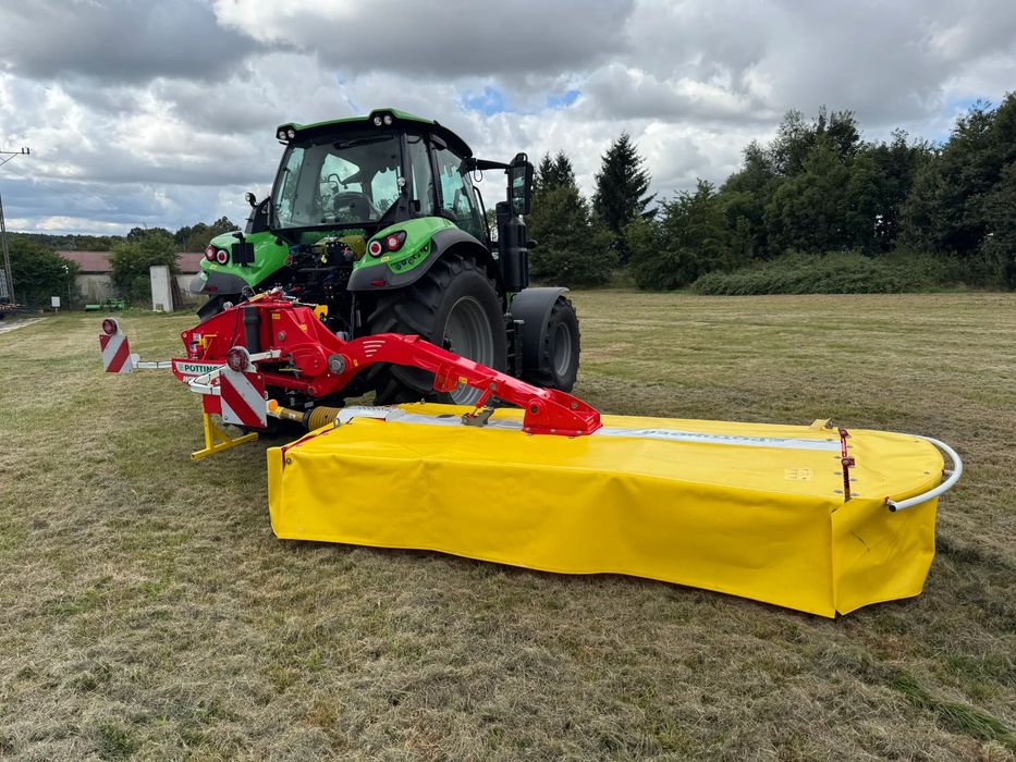 Pottinger Kosiarka Poettinger NOVACAT 302  Kosiarka Poettinger NOVACAT 302