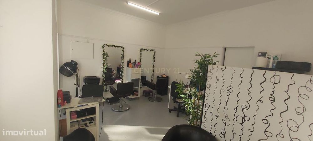 Trespasse de Cabeleireiro e estética em Benfica