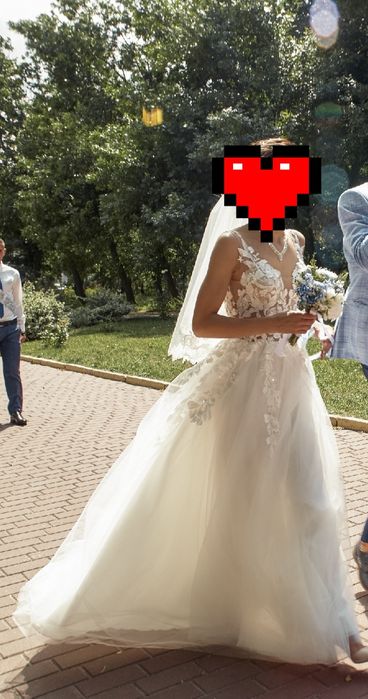 Весільне плаття