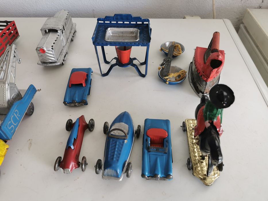 Brinquedos em chapa