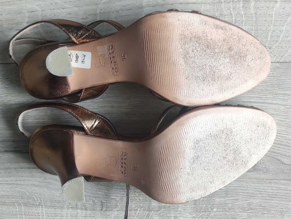 Sandałki na szpilce Estima