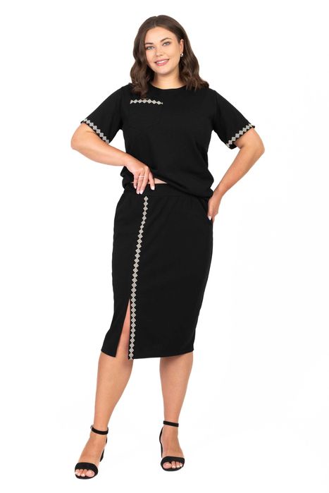 Жіночий спідничний костюм з вишивкою Грація (в асортименті)