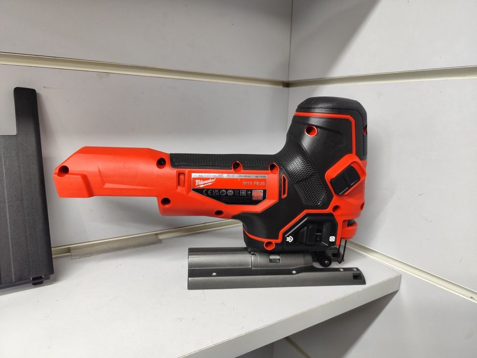 Milwaukee M18 FBJS лобзик Мілвоке оригінал безщітковий