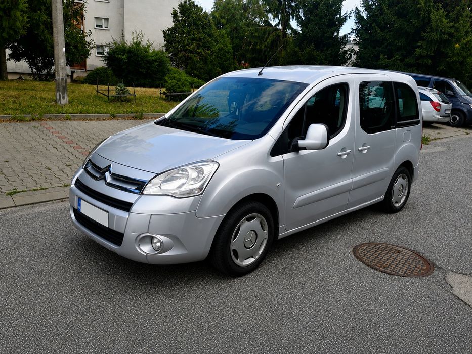 Citroen Berlingo 1.6 diesel 2009 rok. Garażowany.