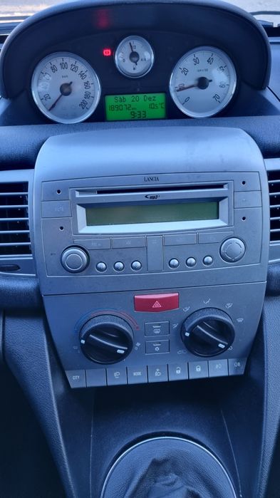 Lancia ypsilon 1.3 multijet 105 cv Momo Design