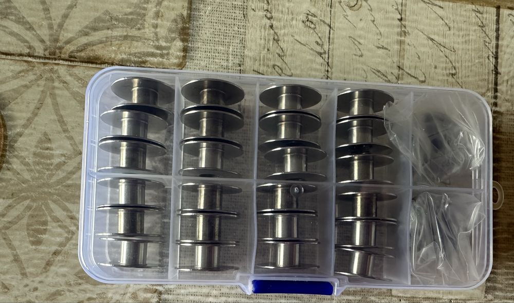 26 bobinas para máquina de costura