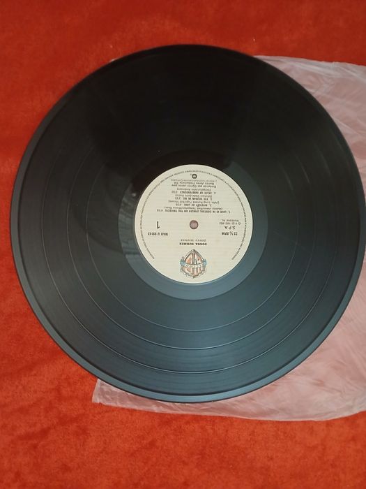 Discos vários em Vinil