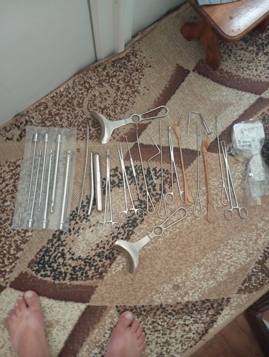 Продам медецинські інструменти