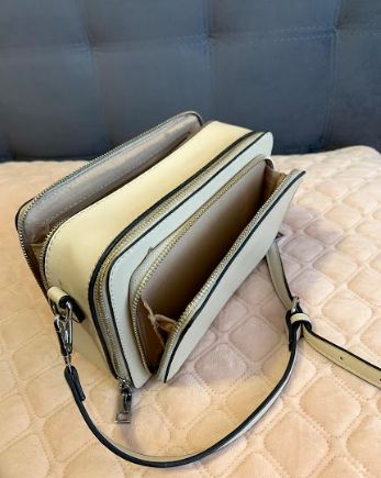 Сумочка бежева / клатч / сумка