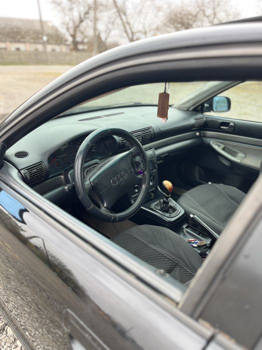 Audi a4b5 1.8adr