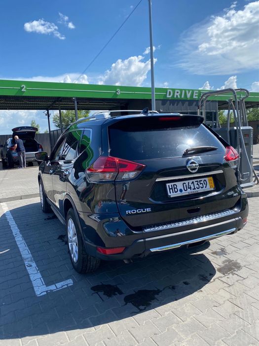 Nissan Rogue 2017 рік