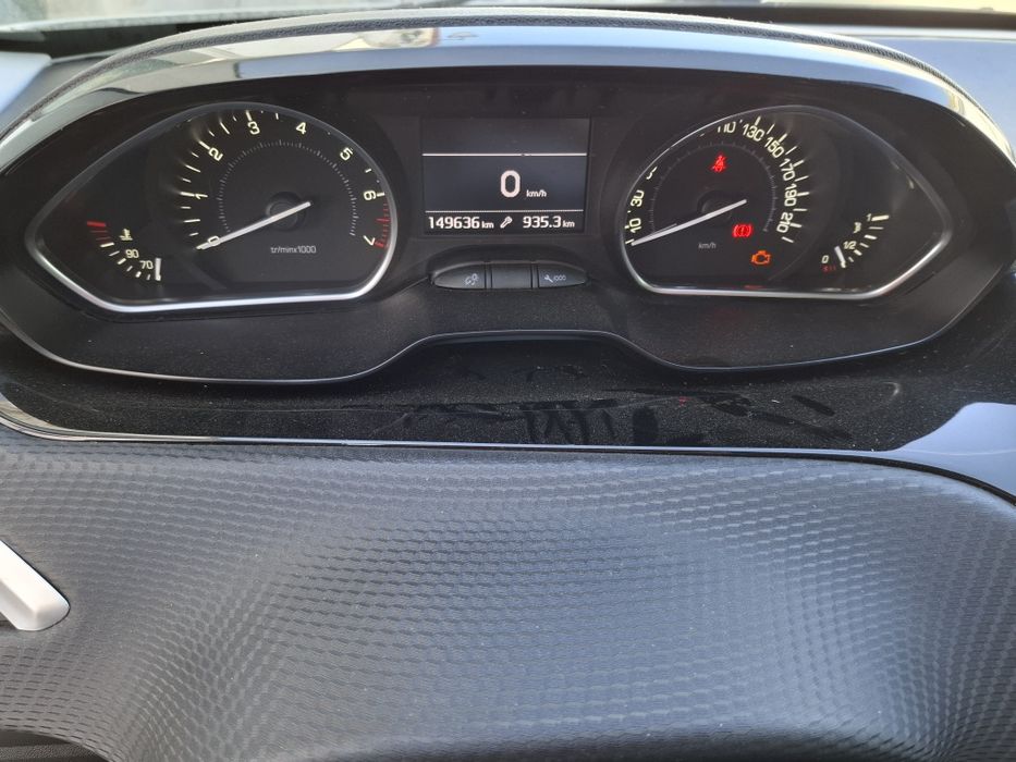 Peugeot 2008 1.2 PureTech | 2015 Gasolina