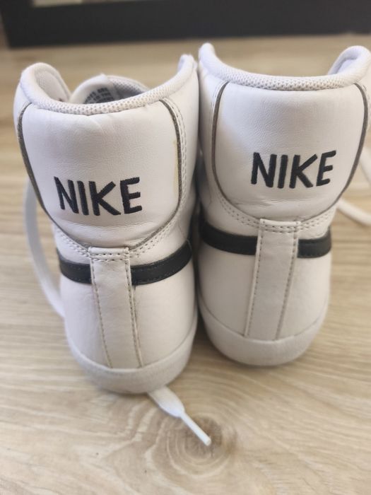 Ténis Nike Blazer Mid