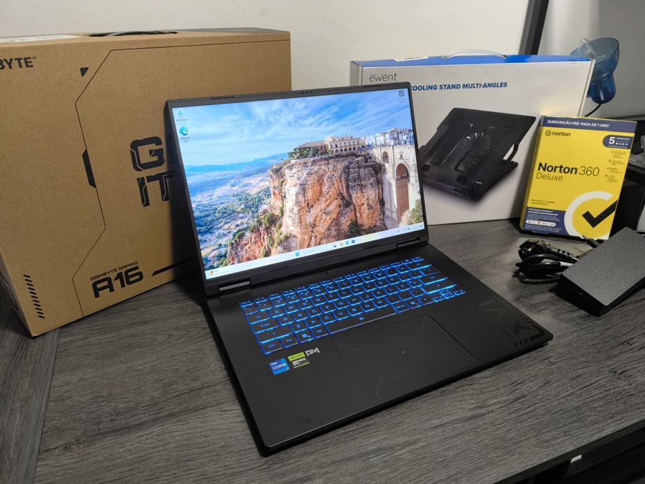 Gigabyte 5050RTX 16 Ram 1TB C/ Garantia 3x Sem Juros