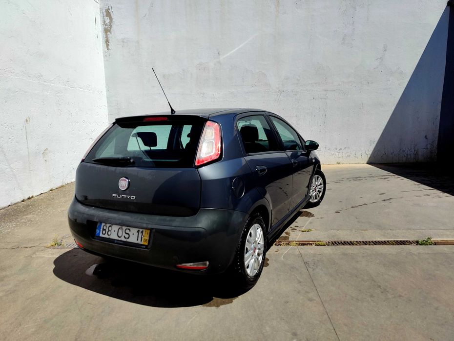 Carro Fiat Punto