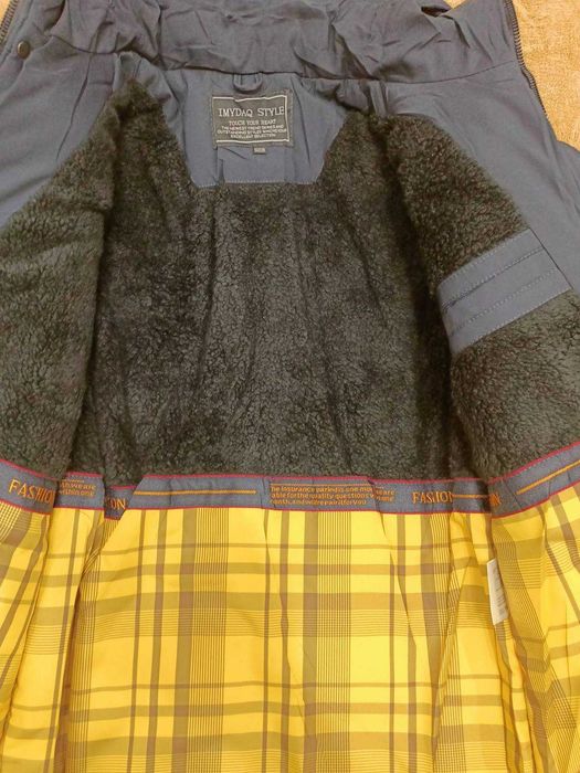 Зимова куртка на хлопчика темно-синя, зріст 152 см, на 10-12 років