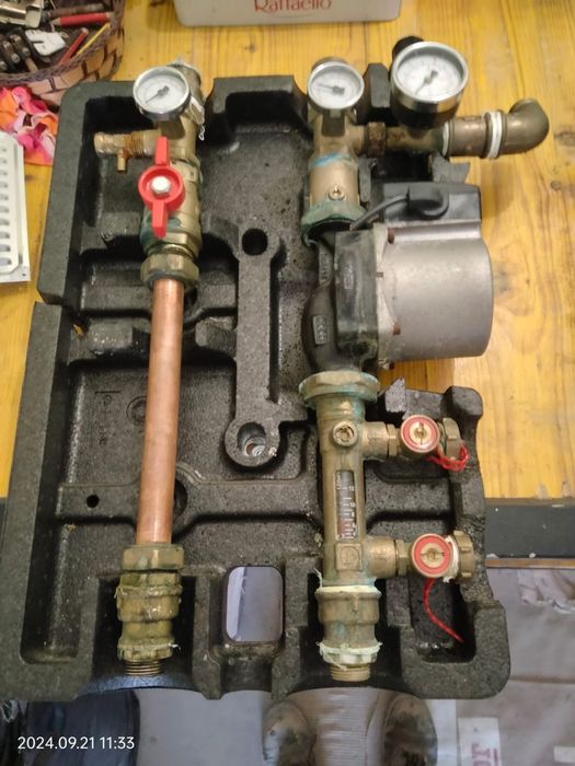 Mecanismo de painel de aquecimento de agua