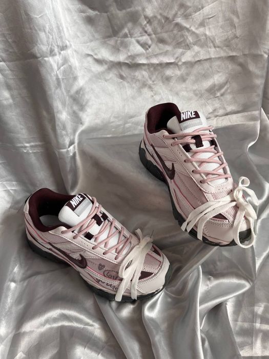 Nike initiator (39 та 40 розмір)