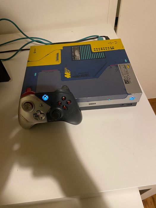 xbox one x cyberpunk - купить приставки - Цена на OLX.ua