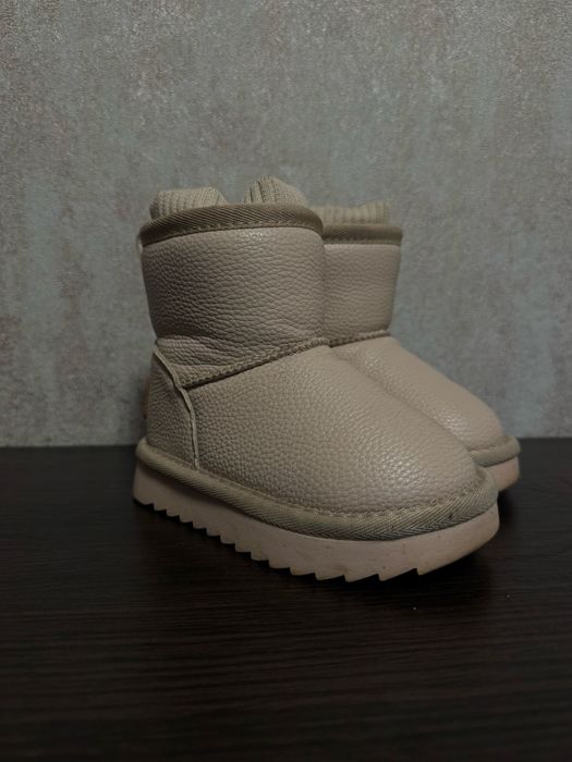 Дитячі зимові чобітки (ugg)