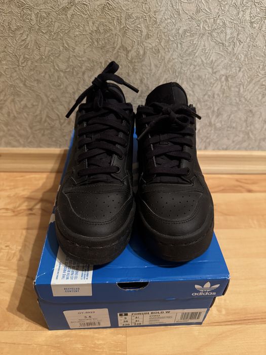 Жіночі кросівки adidas forum bold w