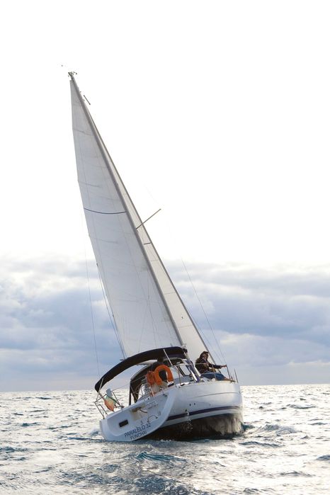 Vendo: beneteau oceanis 323 clipper - Performance e Robustez
