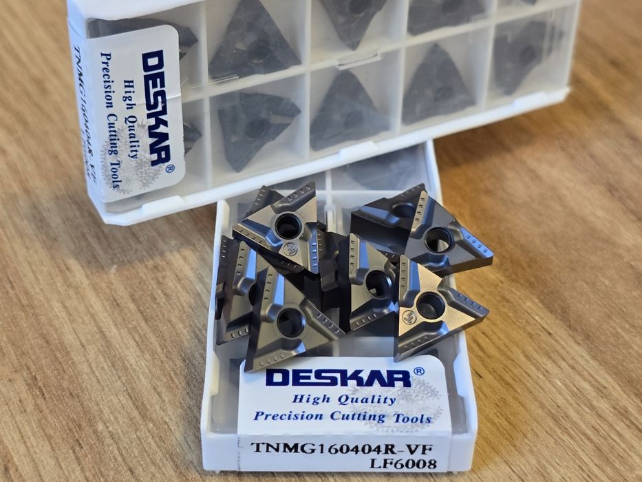 Płytki tokarskie wieloostrzowe Deskar TNMG 160404R-VF LF6008