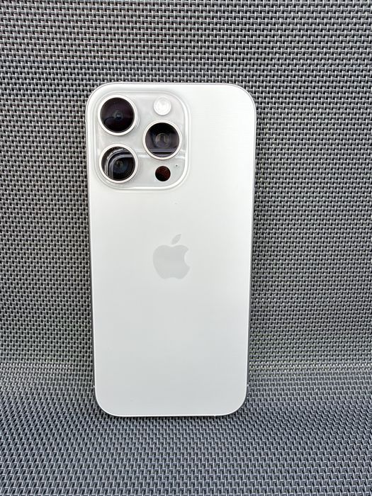 IPHONE 16 PRO 128gb srebrny