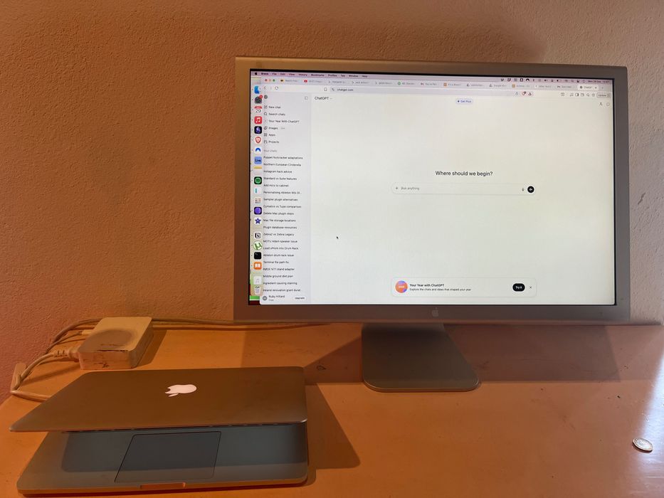 Cinema HD Display Monitor