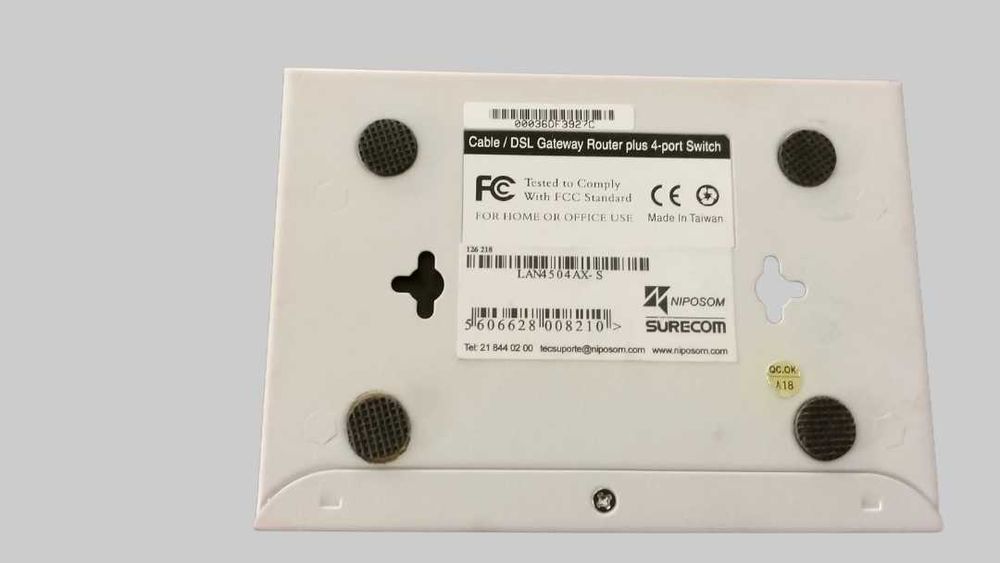 Vendo Router Surecom LAN4504AX-S – Cable/DSL + Switch 4 Portas