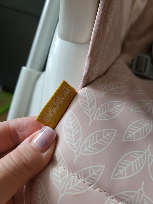 Krzesełko dla dziecka do karmienia