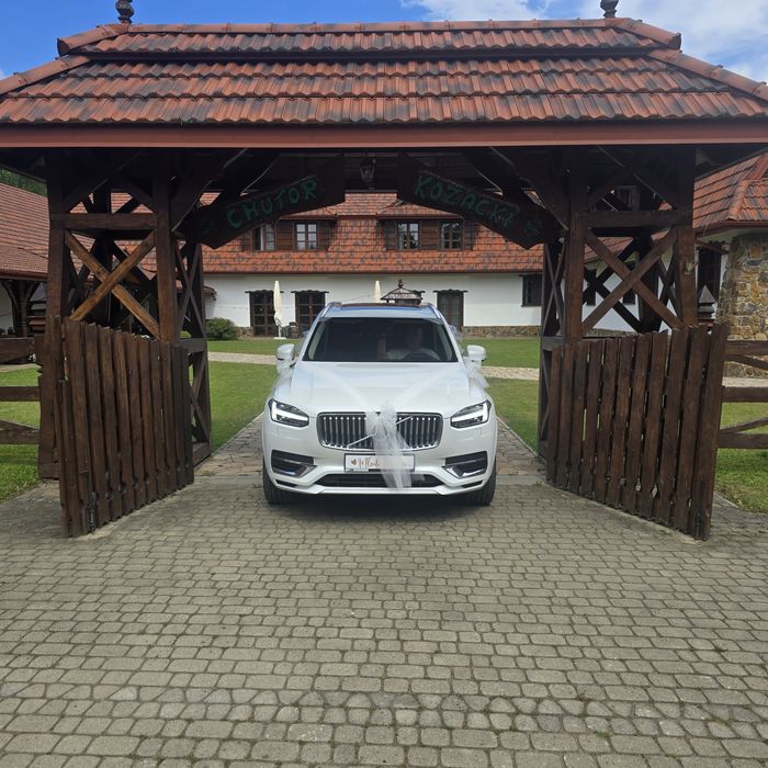 Białe Volvo XC90 - elegancja dla Pary Młodej,komfort dla światków.7 miejsc,luksus bez kompromisów.